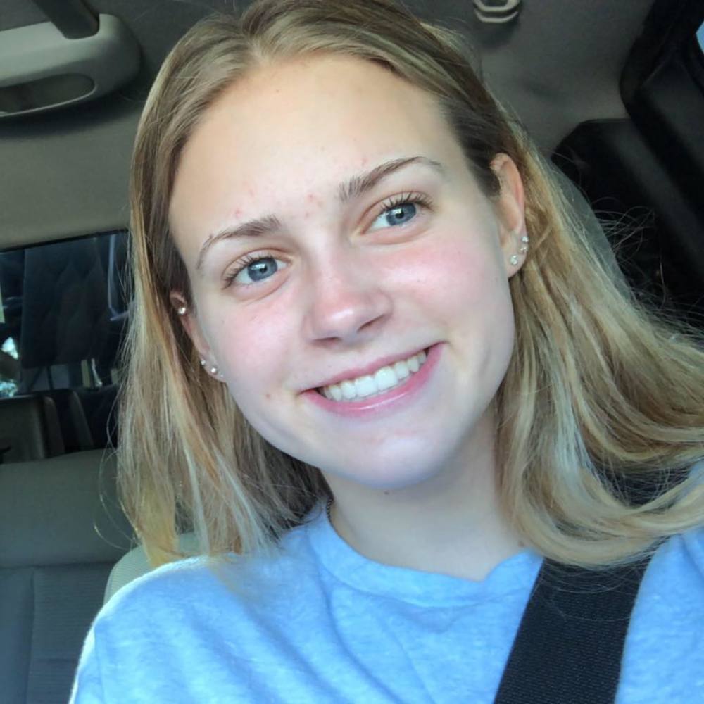 Meet your Posher, Baylee